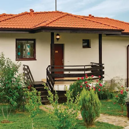One-bedroom Holiday In *