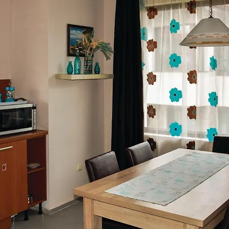 One-bedroom Holiday In * 네세부르