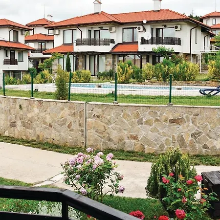 One-bedroom Holiday In Casa vacanze *